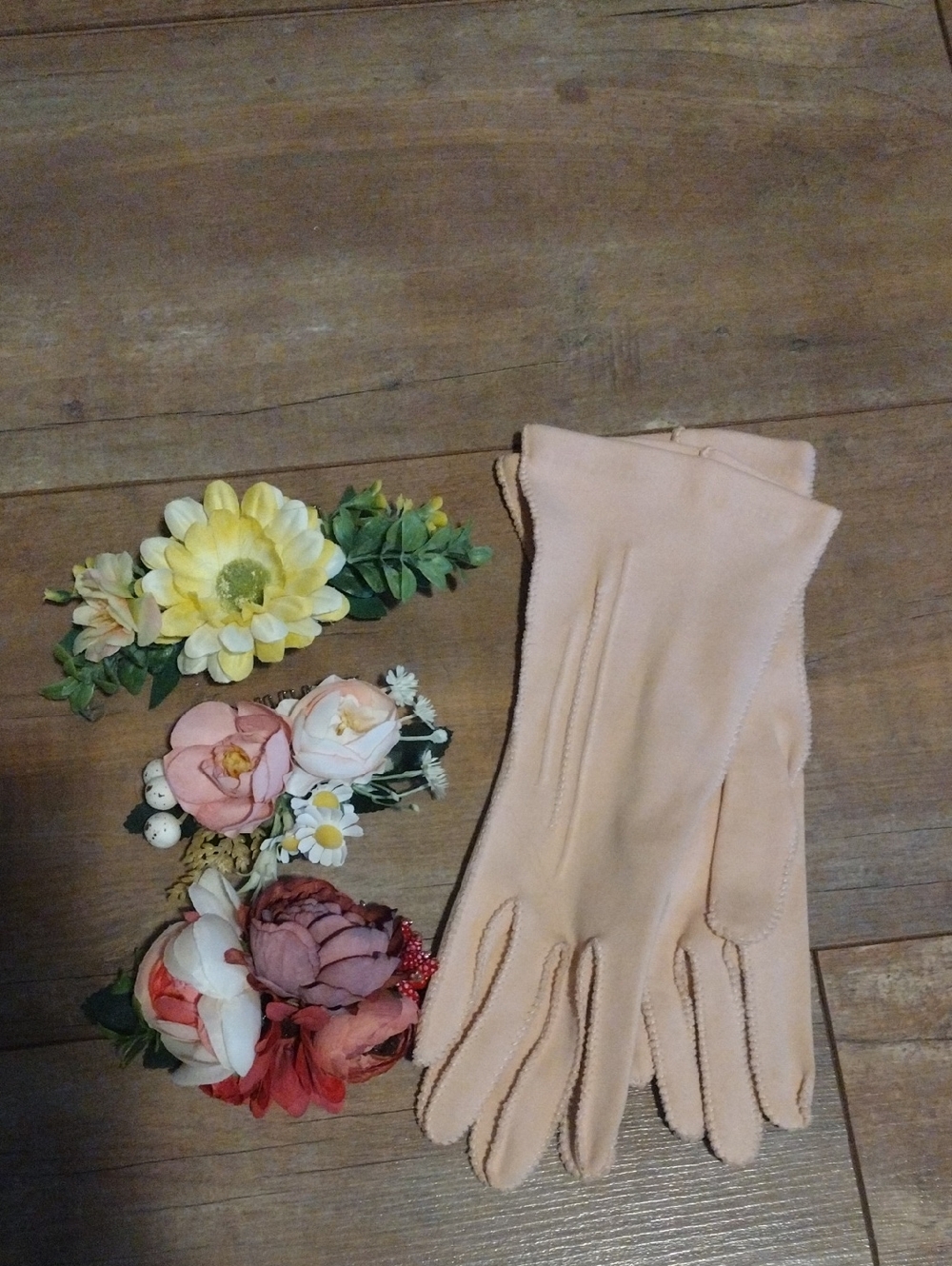 Vintage Style Accessories Lot